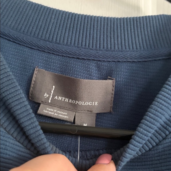 By Anthropologie Ribbed Popover Ruffle Sleeve Button Back Blouse Top Size M NEW - Picture 4 of 9